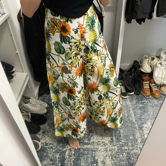 Floral wide leg pant